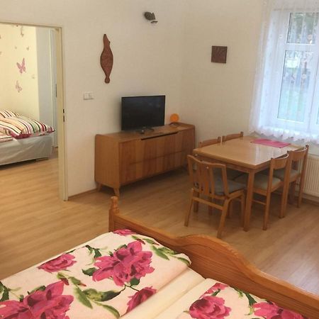 Apartman Oaza Dc ジェチーン エクステリア 写真